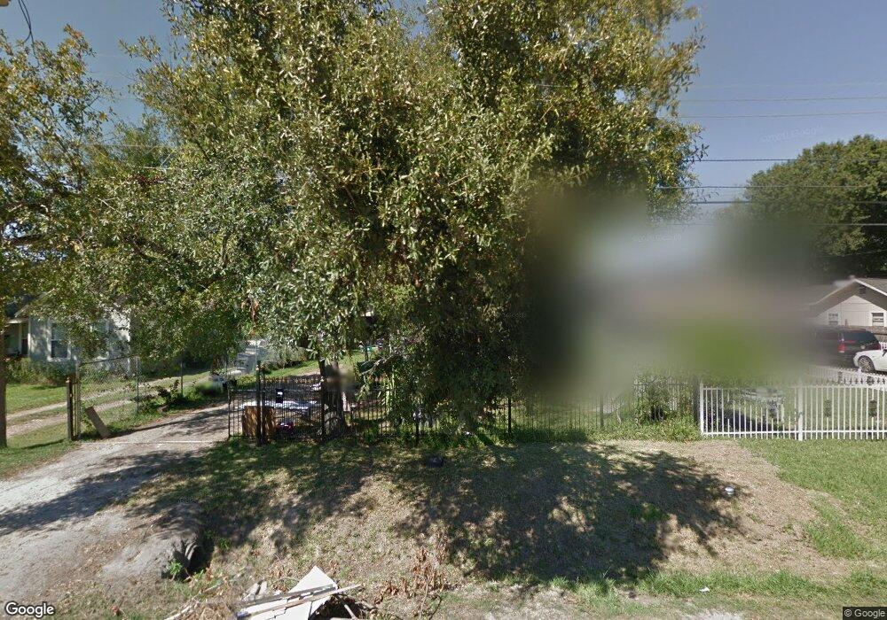 609 Frisco St, Houston, TX 77022 - photo 1