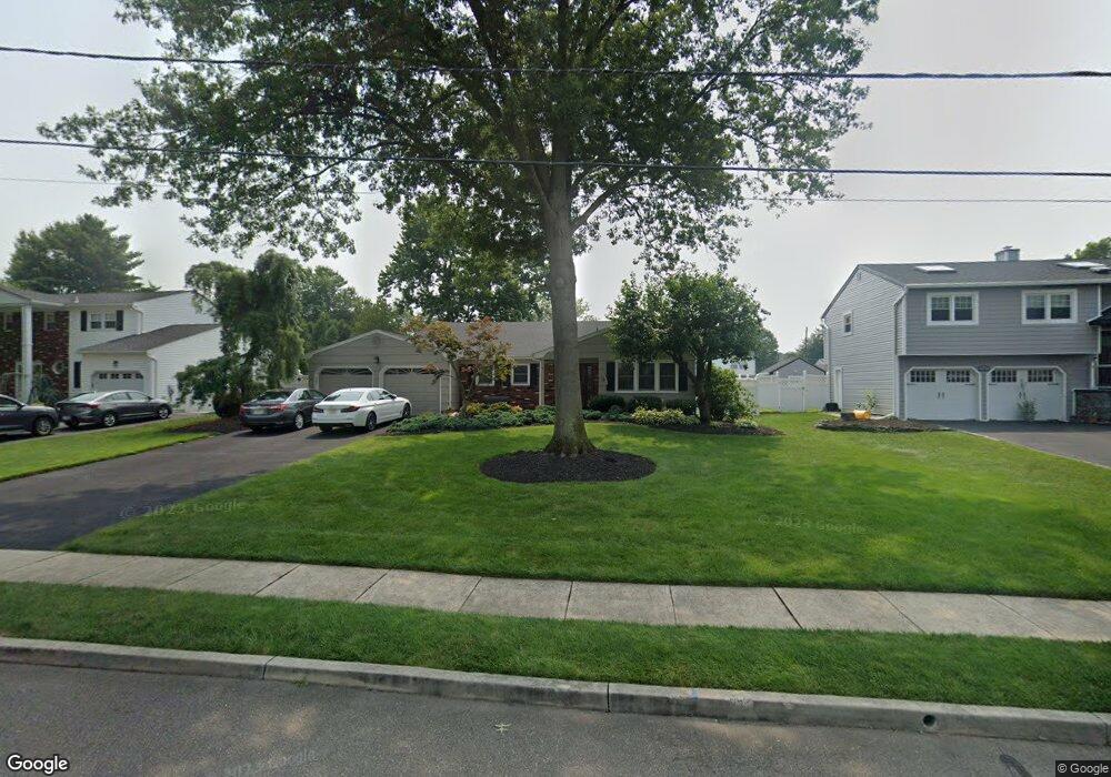 14 Chipper Dr, Kendall Park, NJ 08824 - photo 1