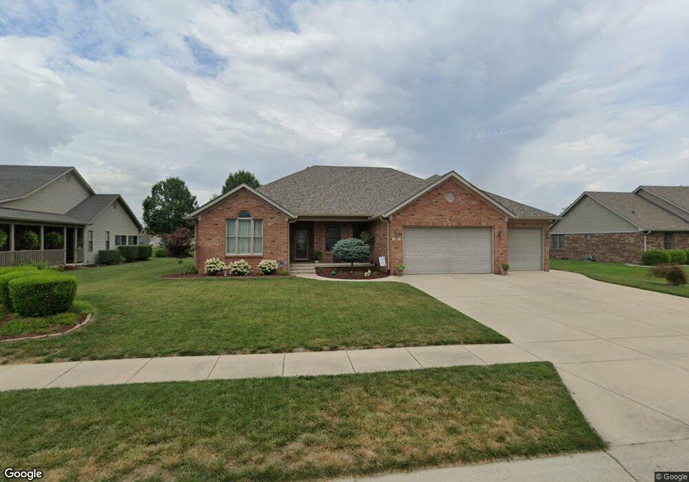 912 Vigro Dr, Franklin, IN 46131 - photo 1
