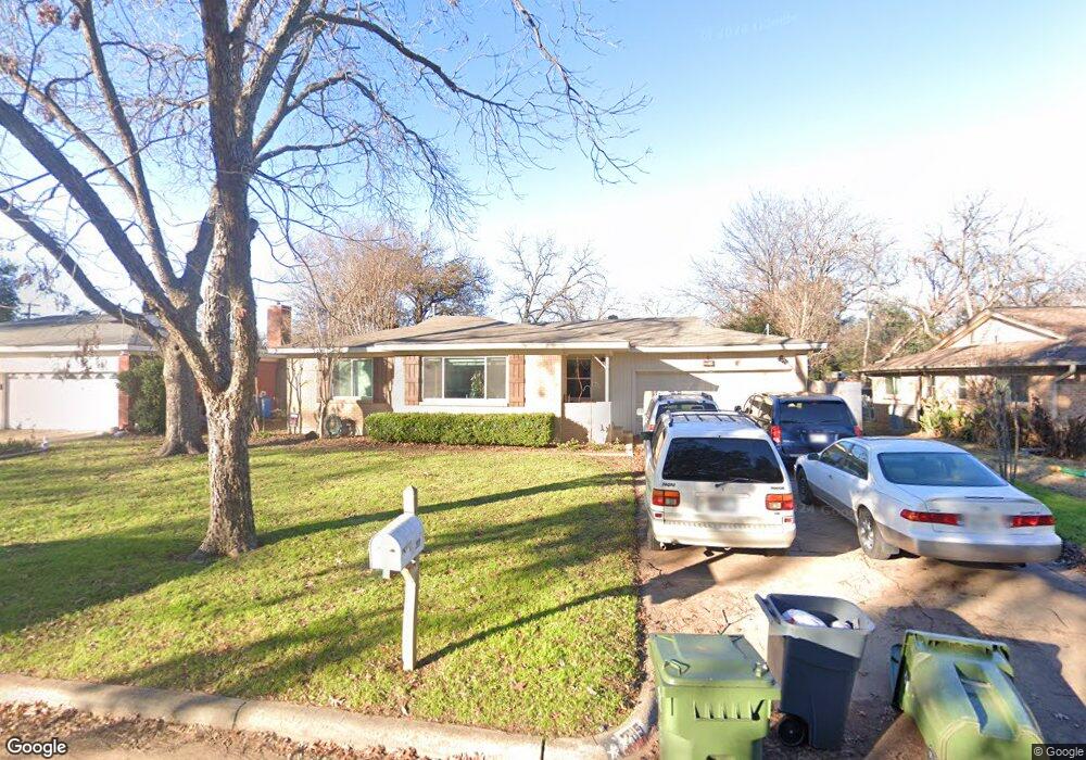 209 Arcadia St, Hurst, TX 76053 - photo 1
