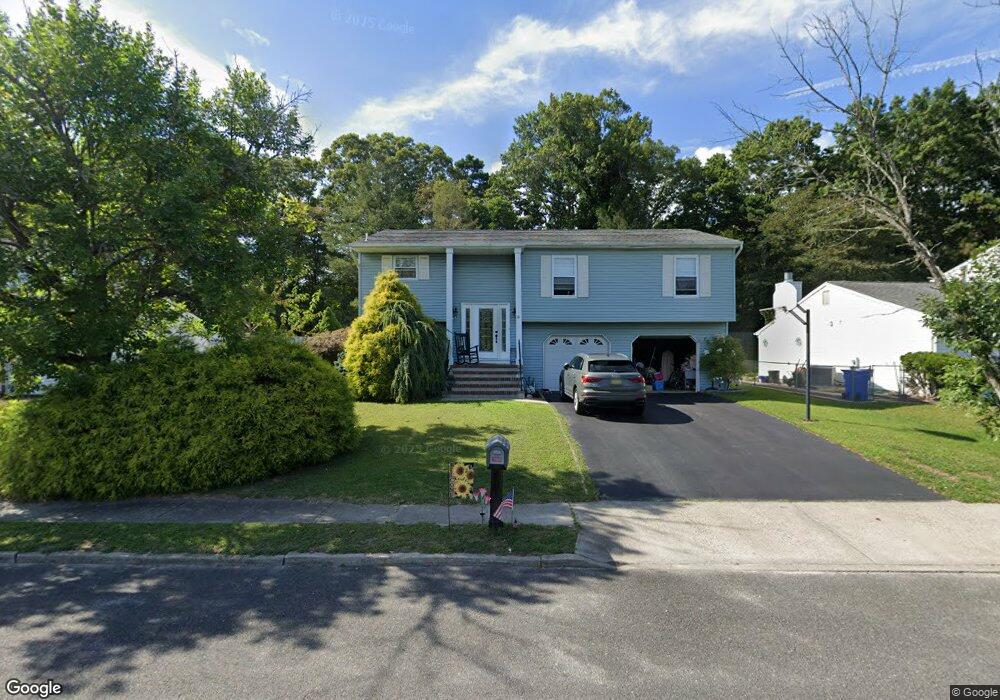 20 Yellowstone Ln, Howell, NJ 07731 - photo 1