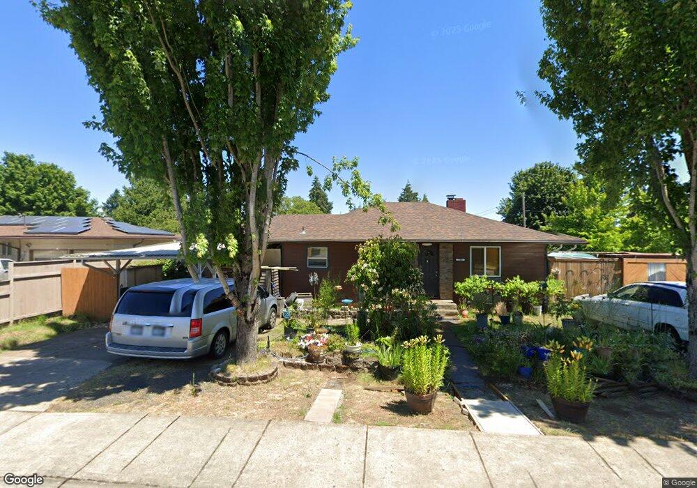 260 SE Fir Villa Rd, Dallas, OR 97338 - photo 1