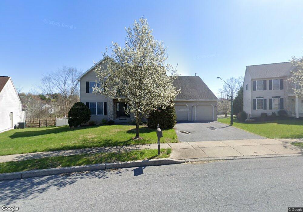 29 Nancy Cir, Reading, PA 19606 - photo 1