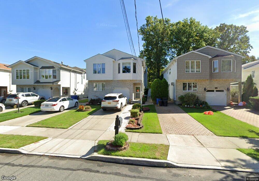 254 Rathbun Ave, Staten Island, NY 10312 - photo 1