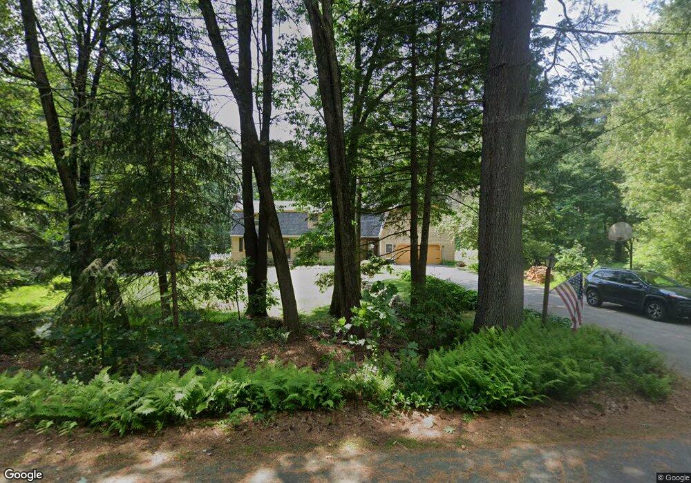 7 Sybil Ln, Litchfield, NH 03052 - photo 1