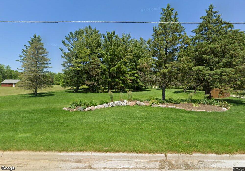 8107 E Richfield Rd, Davison, MI 48423 - photo 1