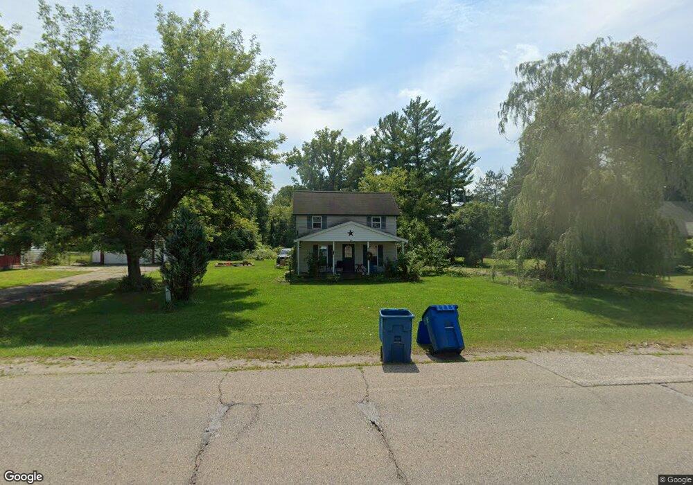 958 E Huron Ave, Vassar, MI 48768 - photo 1