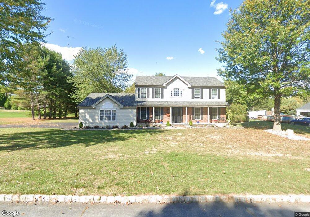 13 Montgomery Dr, Flemington, NJ 08822 - photo 1