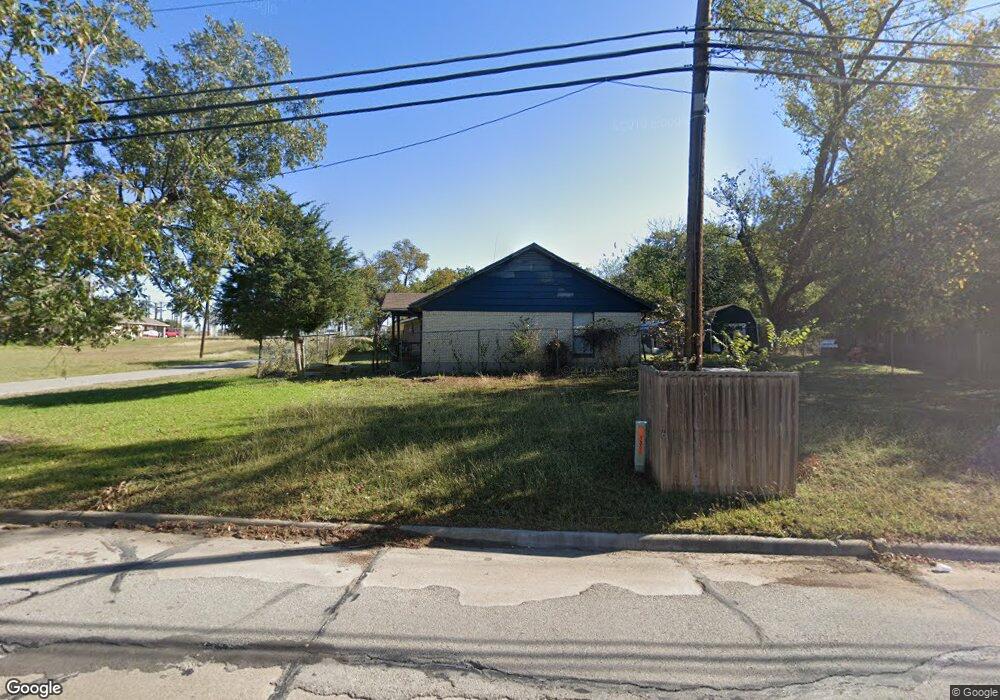 1308 N Preston St, Ennis, TX 75119 - photo 1