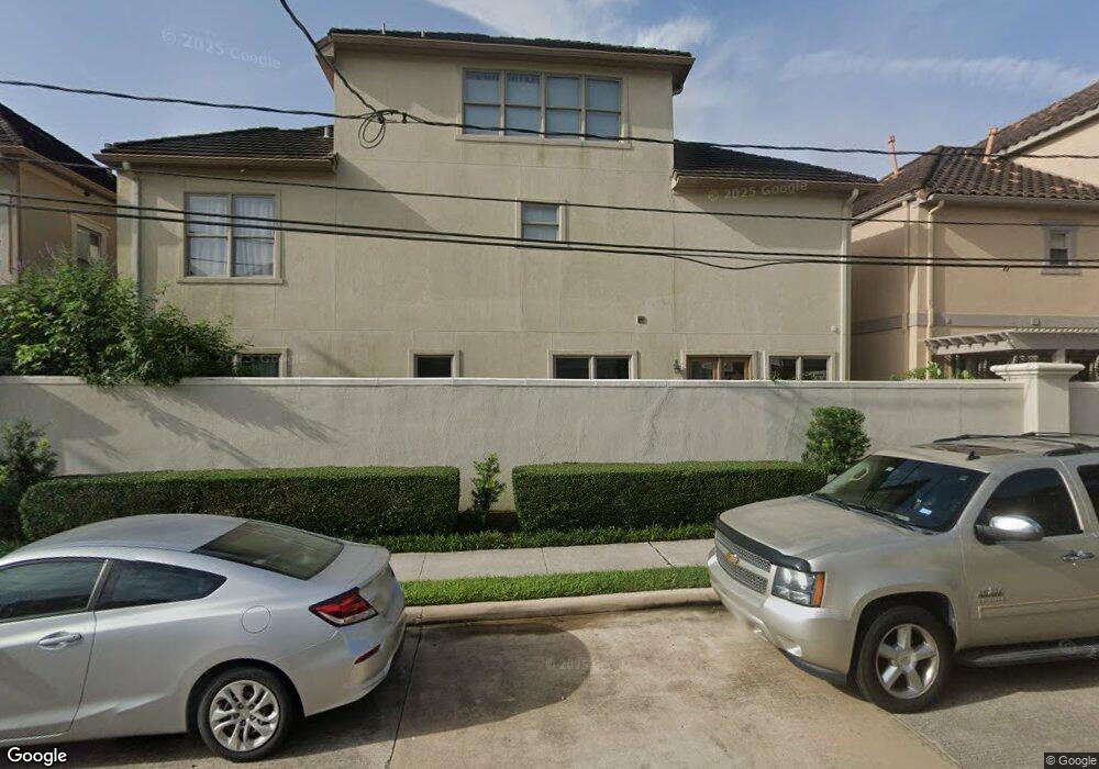 7710 N Hunters Creekway Dr, Houston, TX 77055 - photo 1