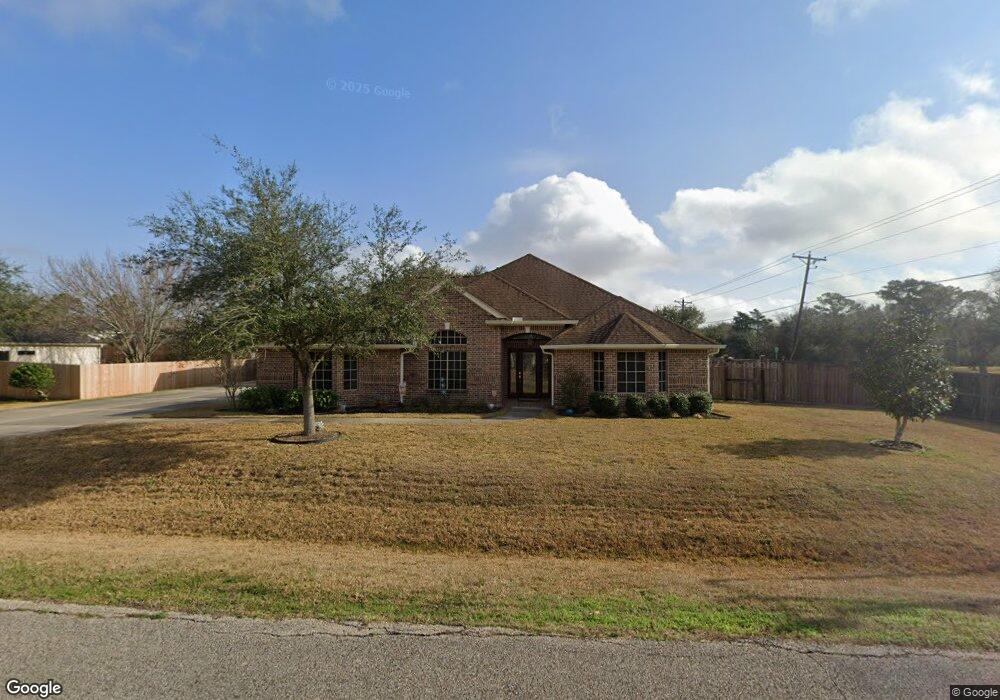 3400 Clearwood Cir, Alvin, TX 77511 - photo 1