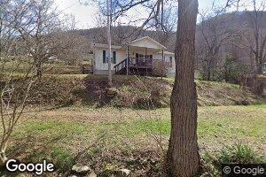 123 Axis Dr, Jenkins, KY 41537