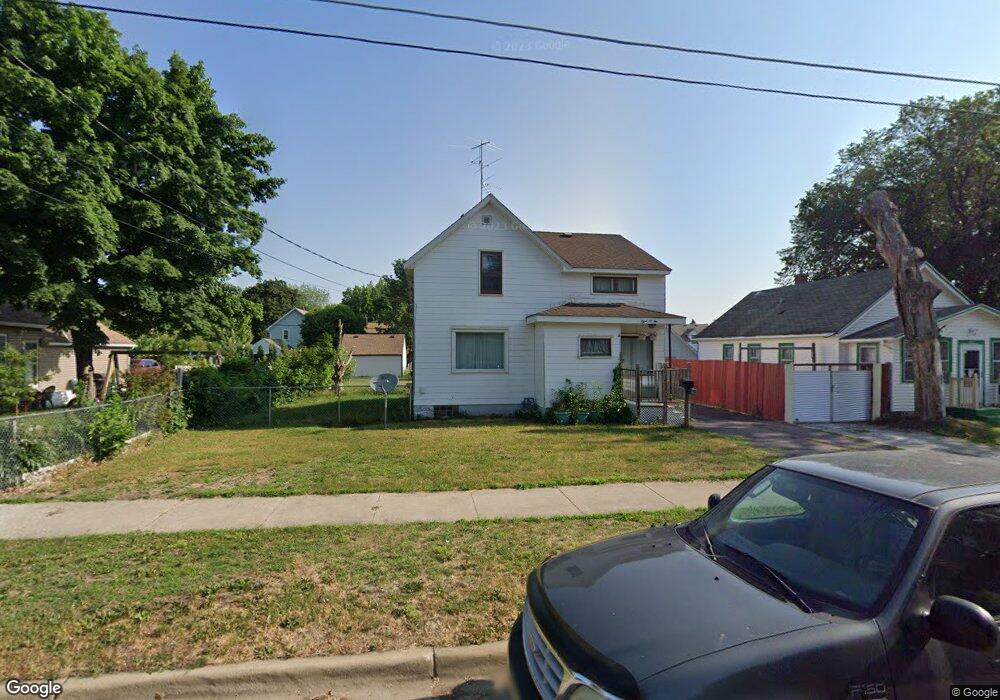 802 11th Ave SW, Austin, MN 55912 - photo 1