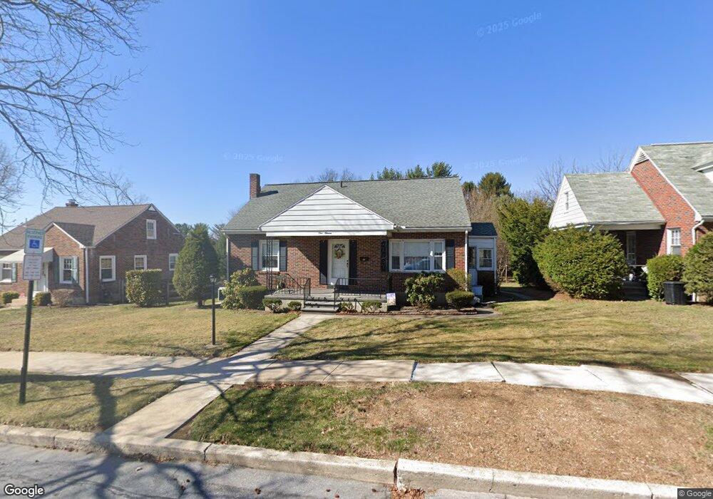 111 Spring Crest Blvd, Reading, PA 19608 - photo 1