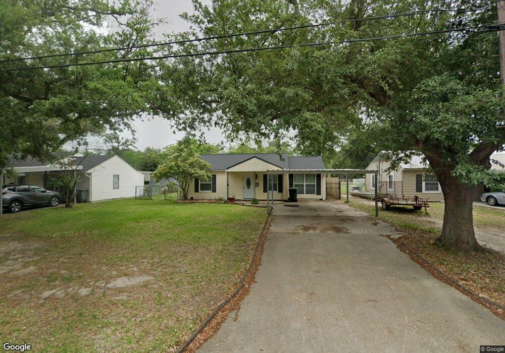 251 Overhill Dr, Lake Charles, LA 70605 - photo 1