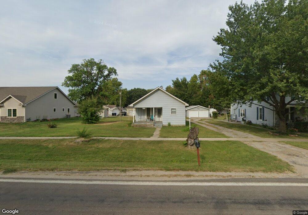 637 S Main St, Rossville, KS 66533 - photo 1
