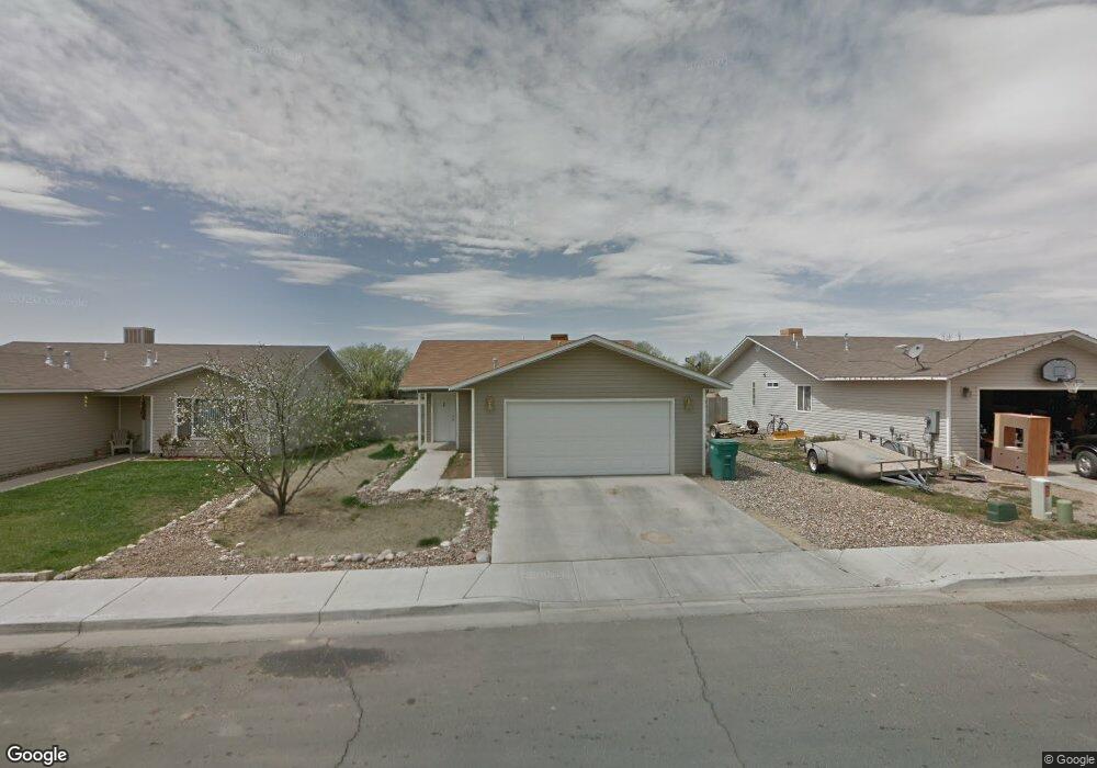 313 Valle Vista Dr, Farmington, NM 87401 - photo 1