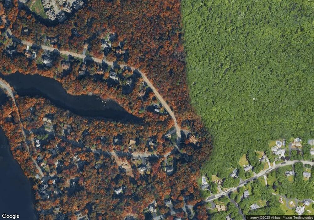 180 Palisades Cir, Stoughton, MA 02072 - photo 1