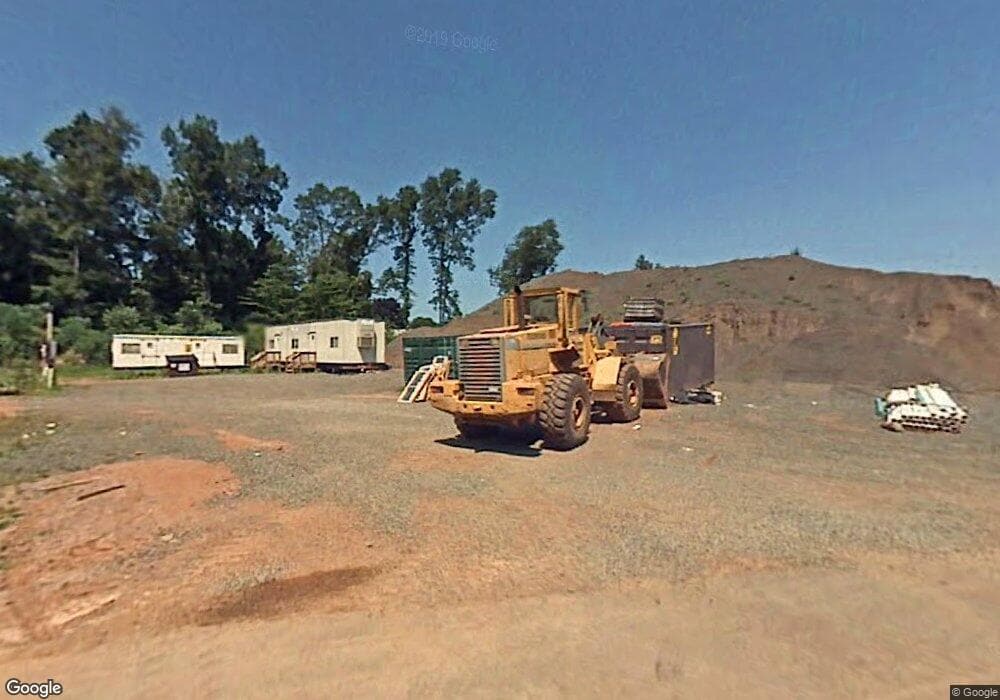 196 Barkledge Dr, Newington, CT 06111 - photo 1