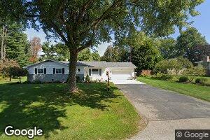 61 Cherry St, Milan, OH 44846