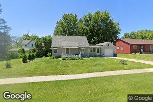 112 N 6th St, West Branch, IA 52358