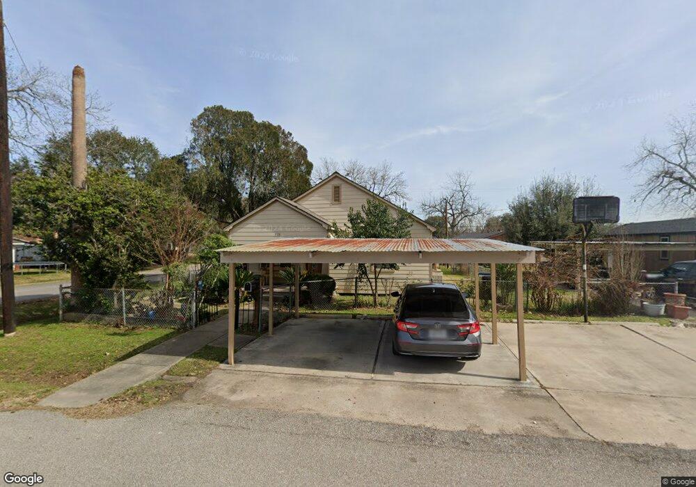 1701 7th St, Rosenberg, TX 77471 - photo 1