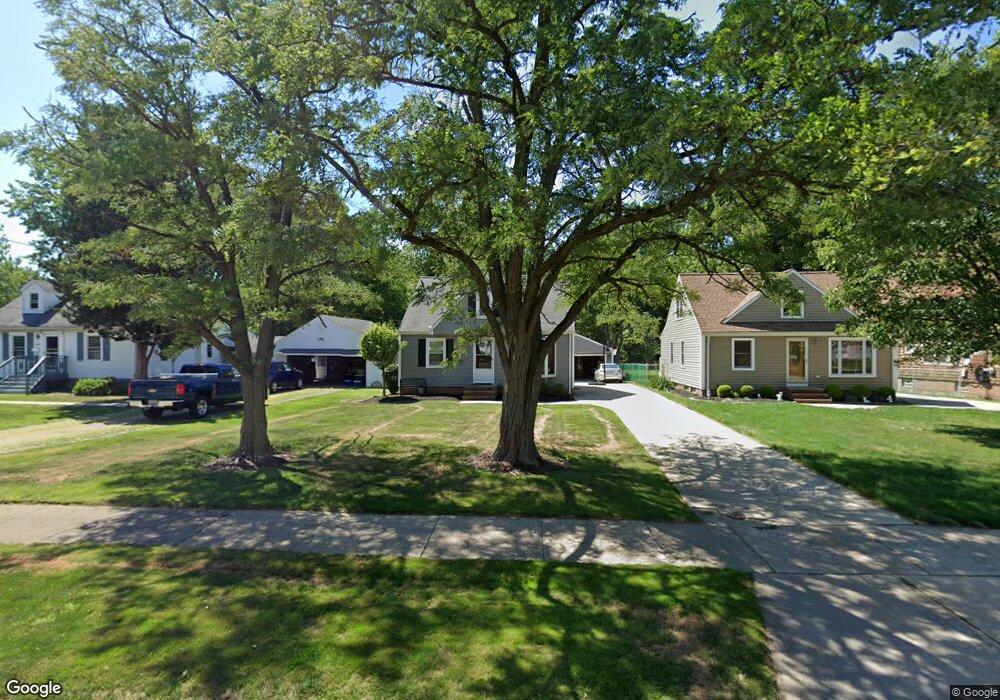 1736 E 300th St, Wickliffe, OH 44092 - photo 1