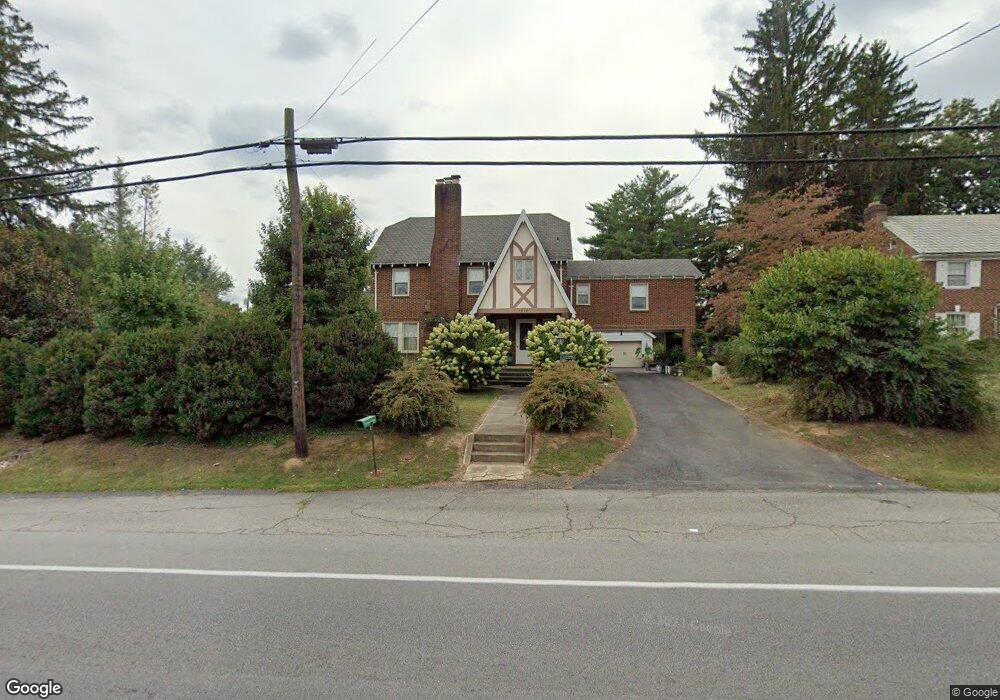 1810 W Main St, Waynesboro, VA 22980 - photo 1