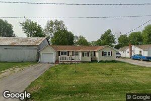 1406 20th Ave, Viola, IL 61486