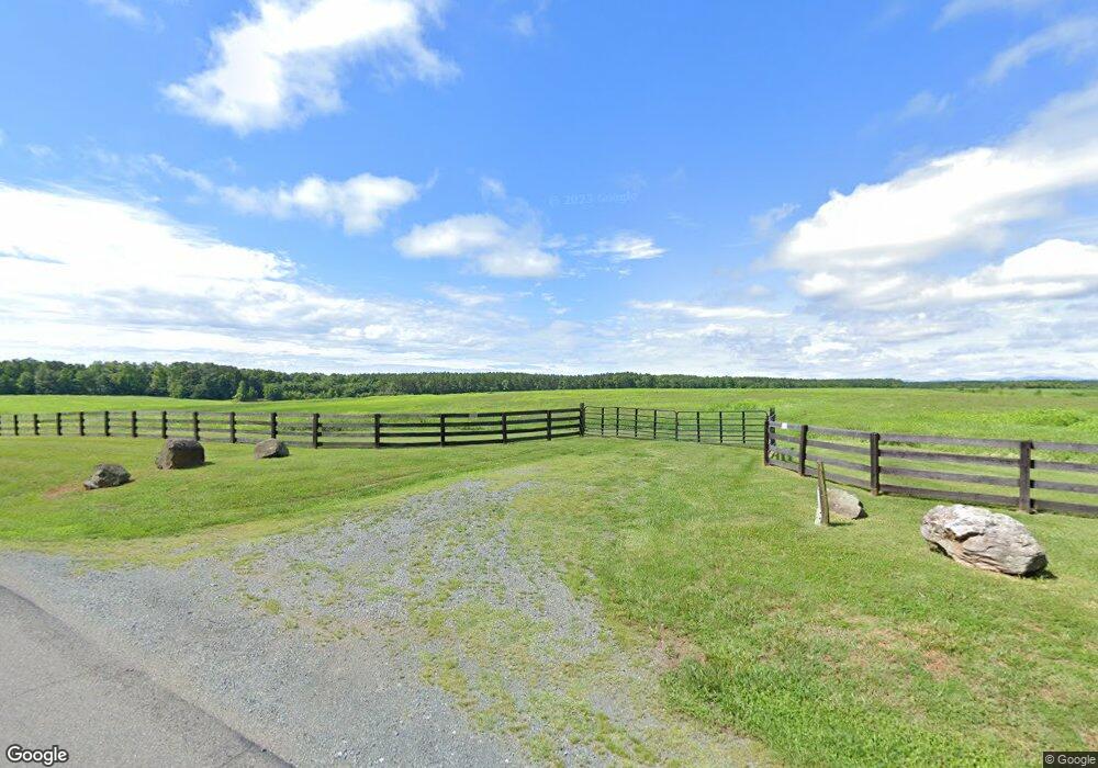 5751 Rolling Rd S, Scottsville, VA 24590 - photo 1