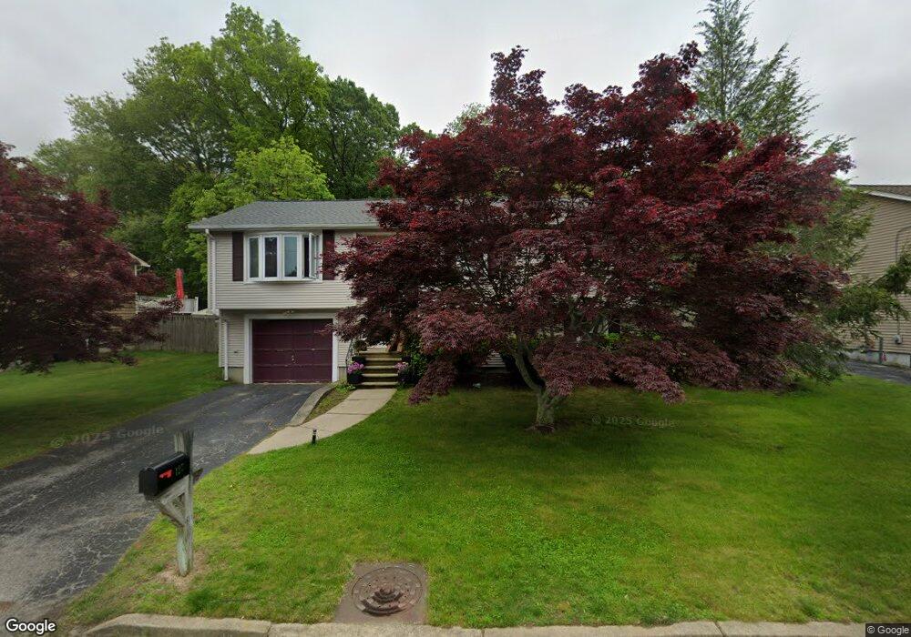 127 Birchwood Dr, Cranston, RI 02920 - photo 1