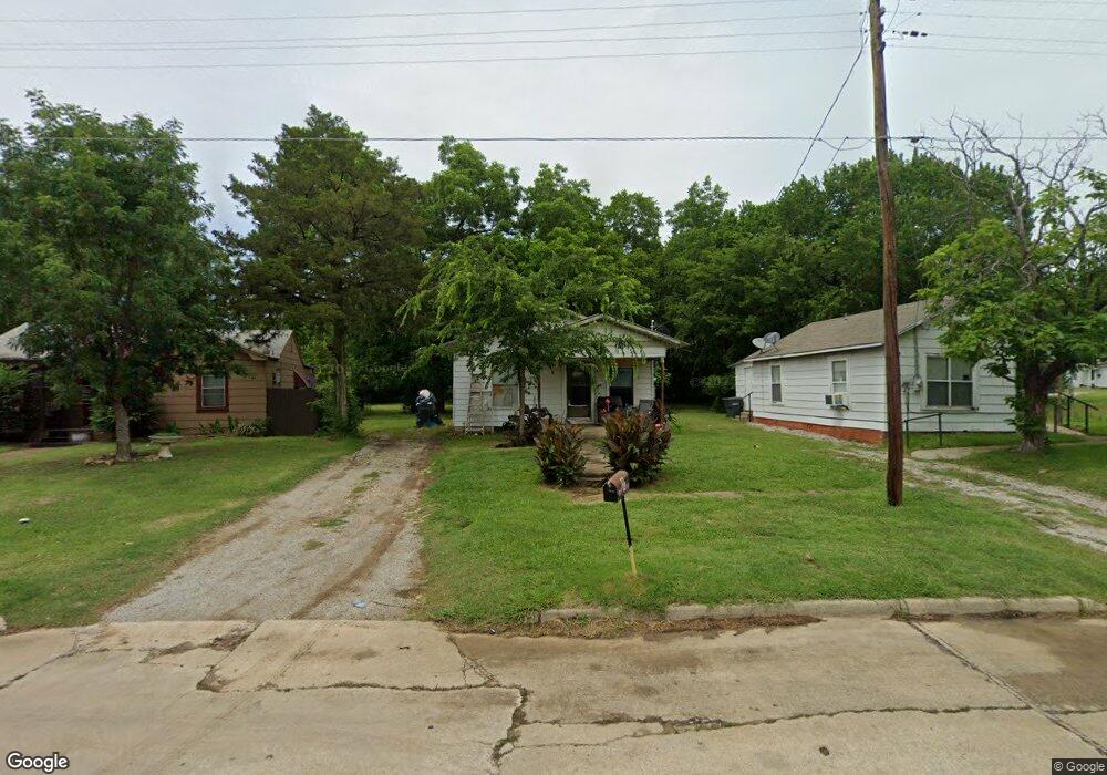 815 8th Ave NW, Ardmore, OK 73401 - photo 1