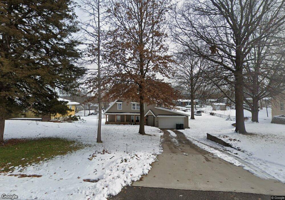 3013 S Vermont Ave, Independence, MO 64052 - photo 1