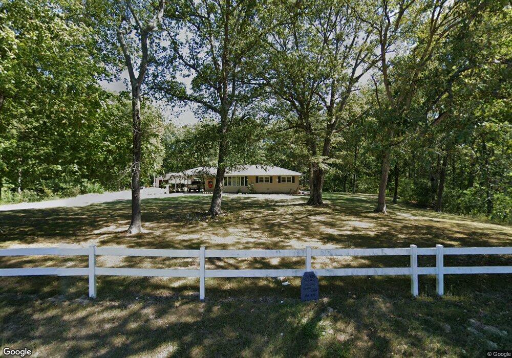 8636 N 1000th Rd, Effingham, IL 62401 - photo 1