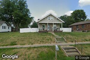 318 S State Rd, Mendon, IL 62351