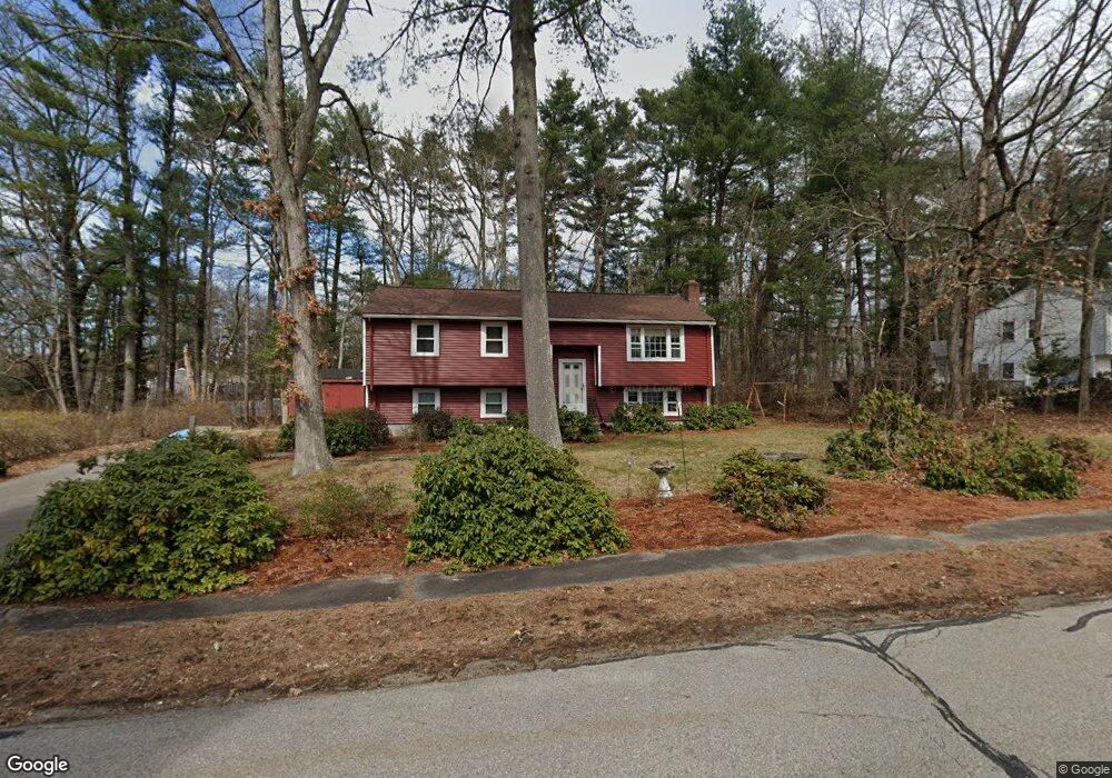 4 Ticonderoga Ln, Millis, MA 02054 - photo 1