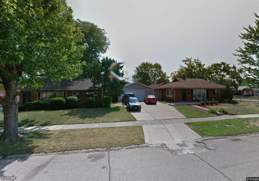 26200 Dale Ct, Roseville, MI 48066 - photo 1