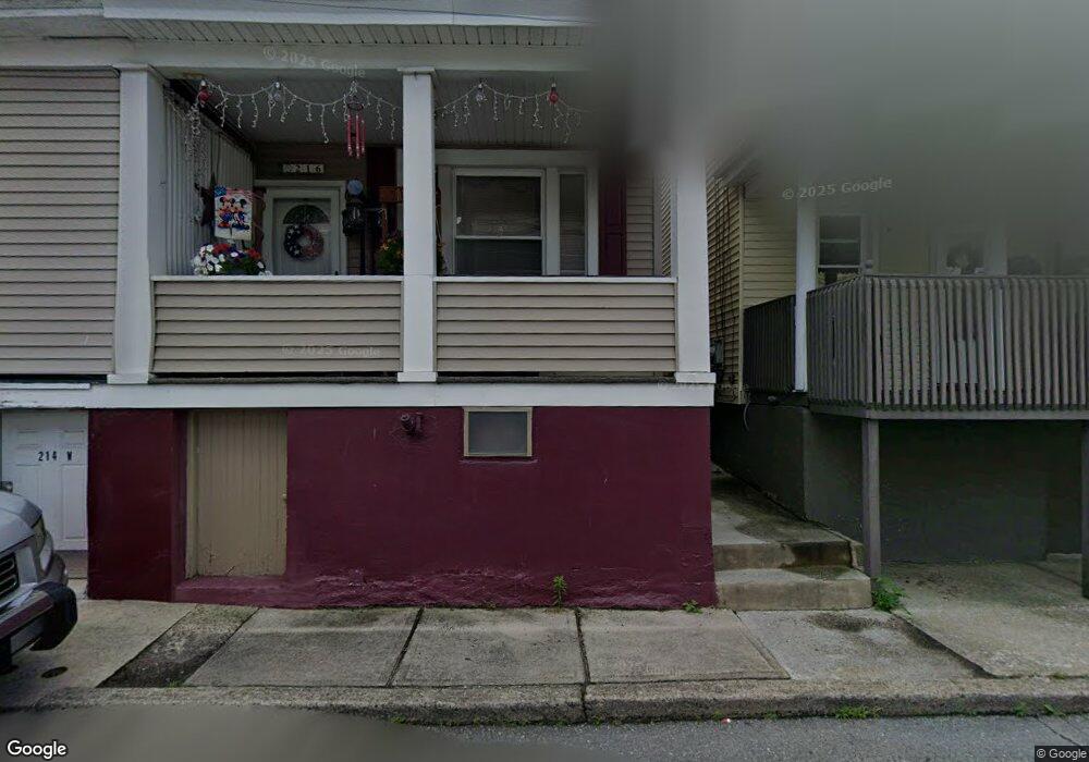 216 W Kline Ave, Lansford, PA 18232 - photo 1