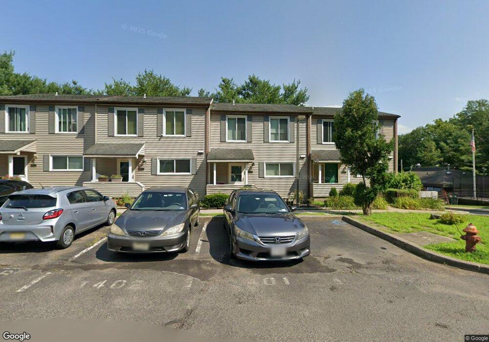 1402 Ramapo Brae Ln, Mahwah, NJ 07430 - photo 1