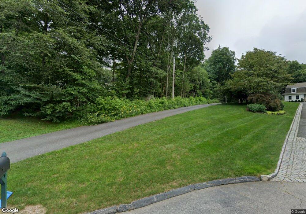 55 Leslie Ln, Fairfield, CT 06824 - photo 1