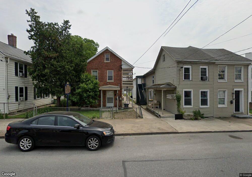 566 S Main St, Chambersburg, PA 17201 - photo 1