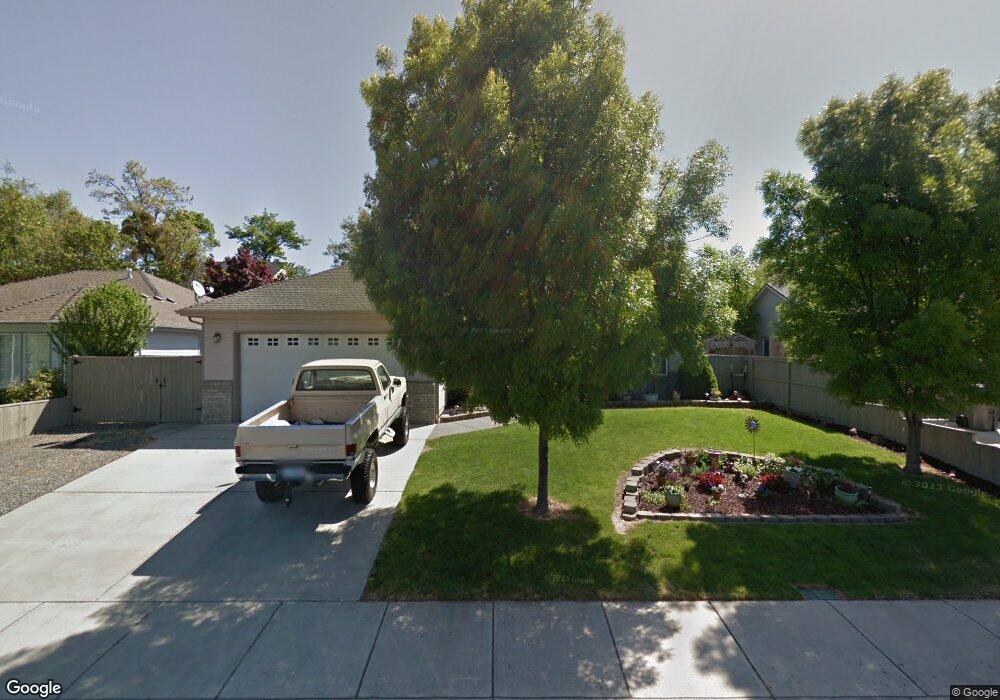 410 Meadowbrook Dr, Central Point, OR 97502 - photo 1