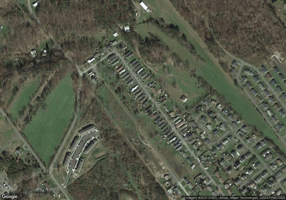 583 Trenum Dr, Keyser, WV 26726 - photo 1