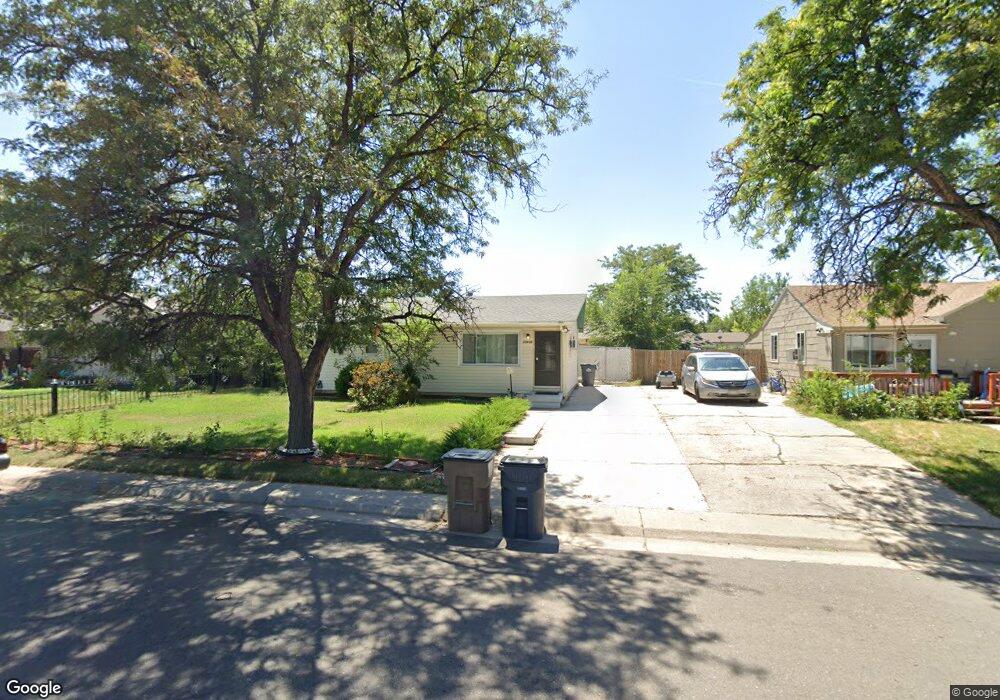 11896 E 7th Ave, Aurora, CO 80010 - photo 1