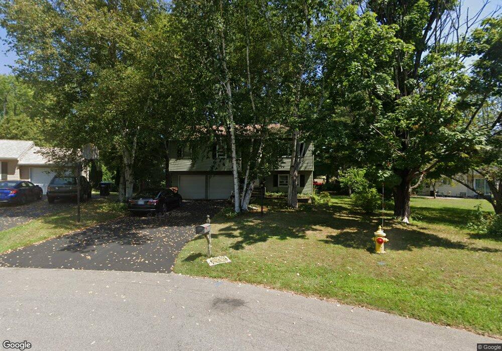 9 Valley View Dr, Glenmont, NY 12077 - photo 1