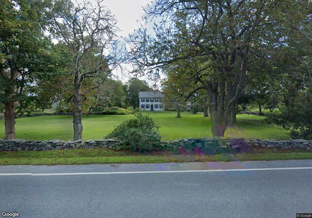 670 W Main Rd, Little Compton, RI 02837 - photo 1