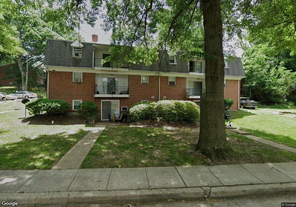 904 Nottingham Rd, Baltimore, MD 21229 - photo 1