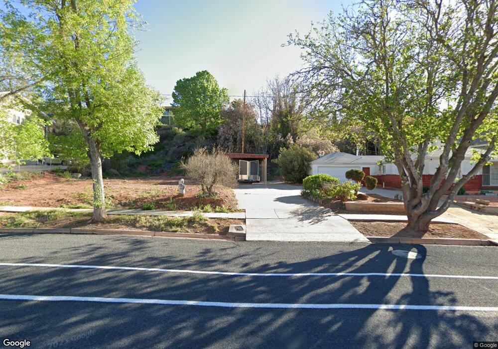 196 Diagonal St, Saint George, UT 84770 - photo 1