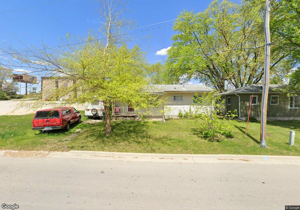 1786 Flower St, Waterloo, IA 50701 - photo 1