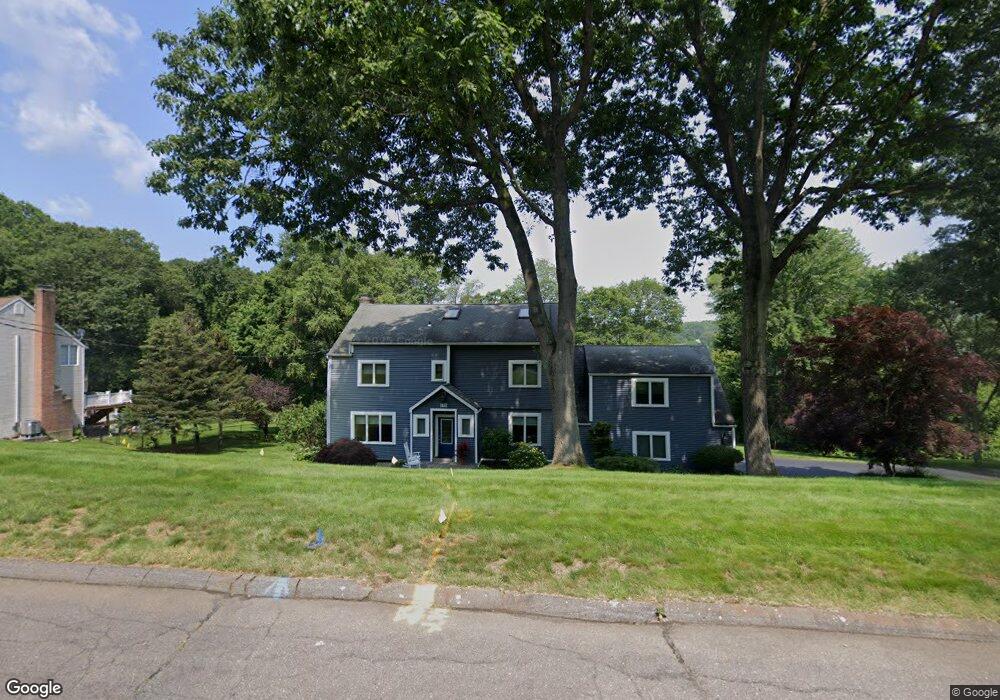 660 Broadview Rd, Orange, CT 06477 - photo 1